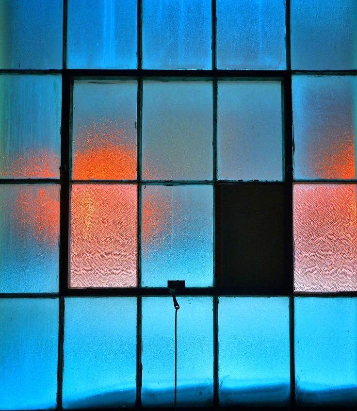 tc-window-glow-01